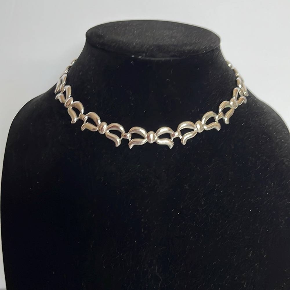 Vintage Monet Silver Tone Bow Necklace